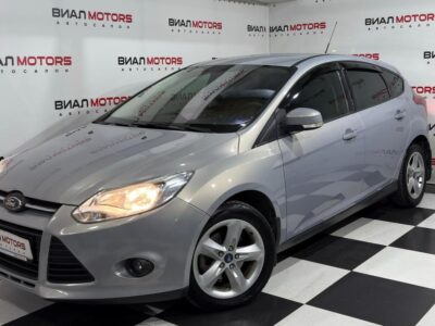 Ford Focus 1.6 AMT (105 л.с.) 2012