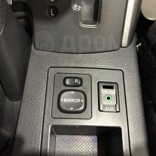 Toyota RAV4 2.0 AT (152 л.с.) 4WD 2009