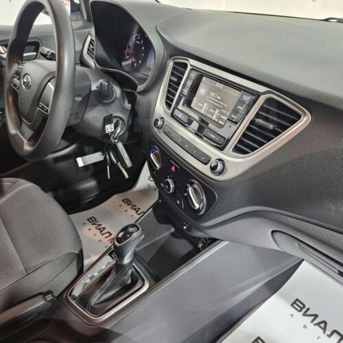 Hyundai Solaris 1.6 AT (123 л.с.) 2021
