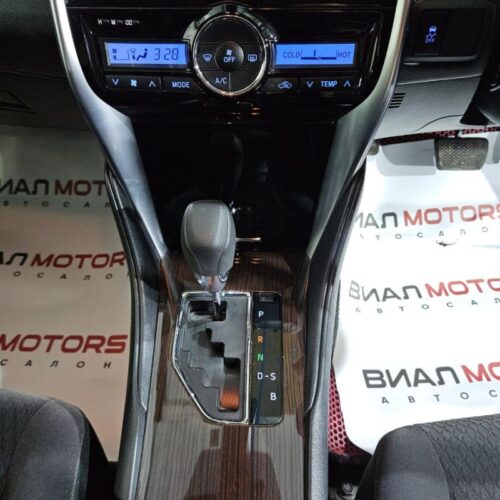 Toyota Premio 1.8 CVT (143 л.с.) 2016