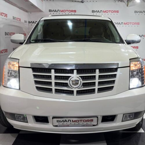 Cadillac Escalade 6.2 AT (409 л.с.) 4WD 2012