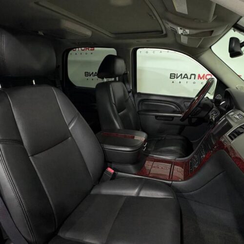 Cadillac Escalade 6.2 AT (409 л.с.) 4WD 2012