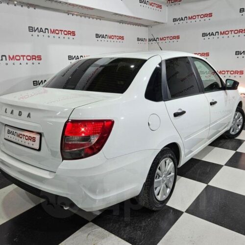 LADA (ВАЗ) Granta 1.6 MT (87 л.с.) 2019