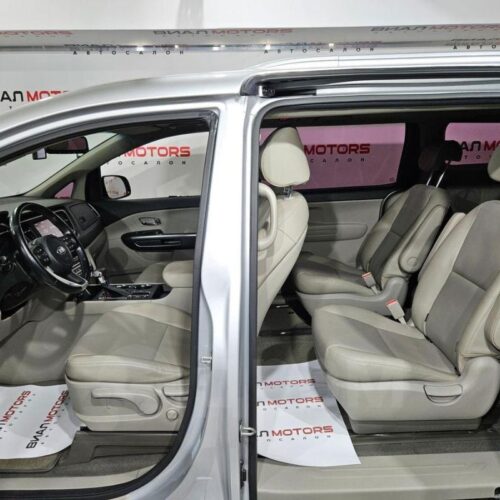 KIA Carnival 2.2d AT (202 л.с.) 2018