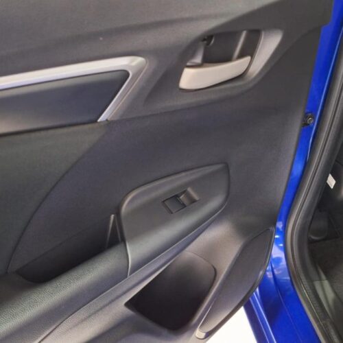 Honda Fit 1.3 CVT (100 л.с.) 2014