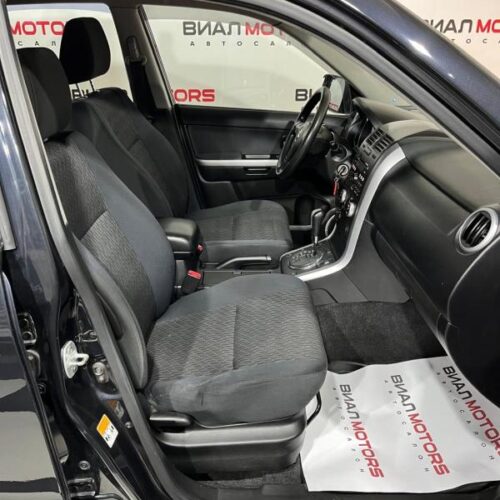 Suzuki Grand Vitara 2.0 AT (140 л.с.) 4WD 2012