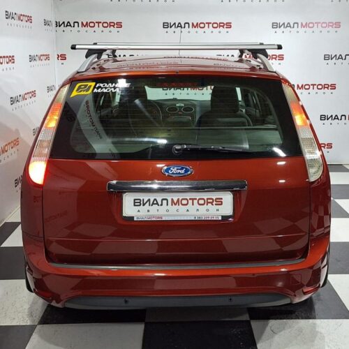 Ford Focus 2.0 AT (145 л.с.) 2008