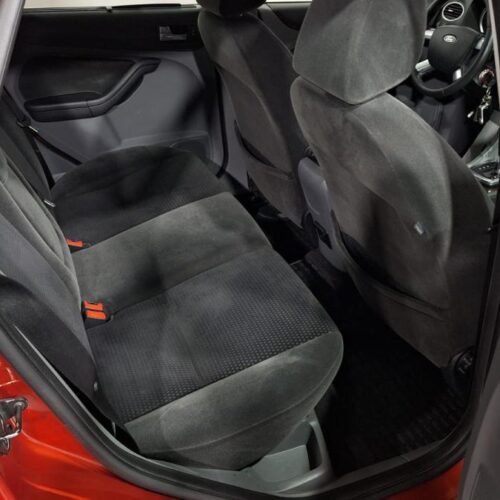 Ford Focus 2.0 AT (145 л.с.) 2008