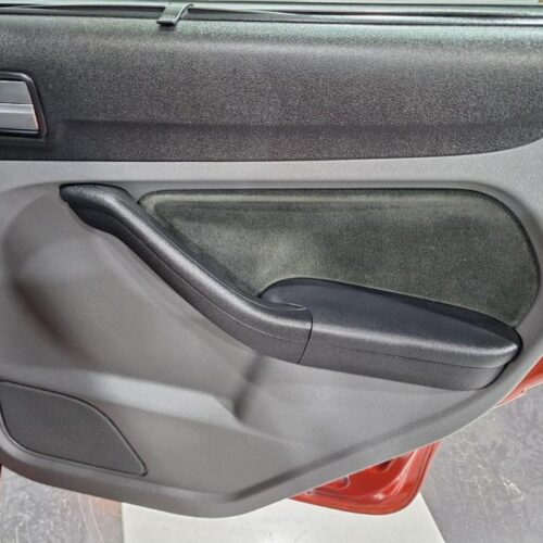 Ford Focus 2.0 AT (145 л.с.) 2008