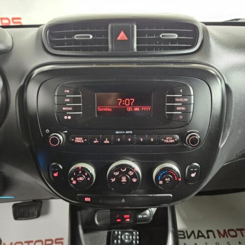 KIA Soul 1.6 AT (124 л.с.) 2016