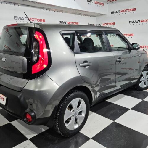KIA Soul 1.6 AT (124 л.с.) 2016