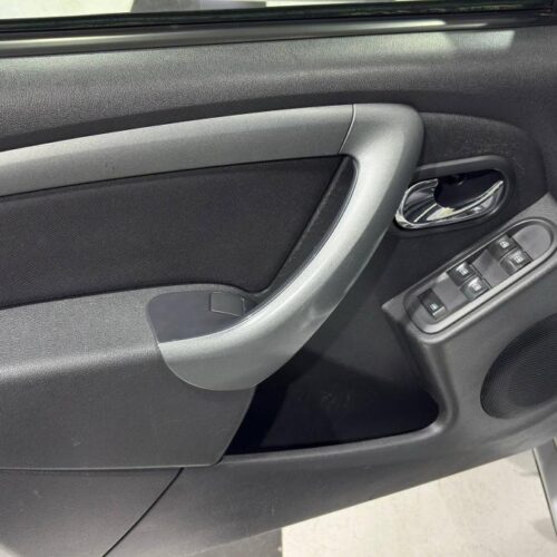 Renault Duster 2.0 AT (143 л.с.) 4WD 2019