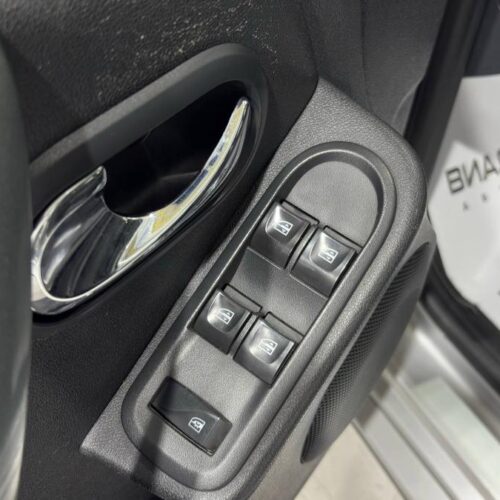 Renault Duster 2.0 AT (143 л.с.) 4WD 2019