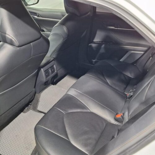 Toyota Camry  2019