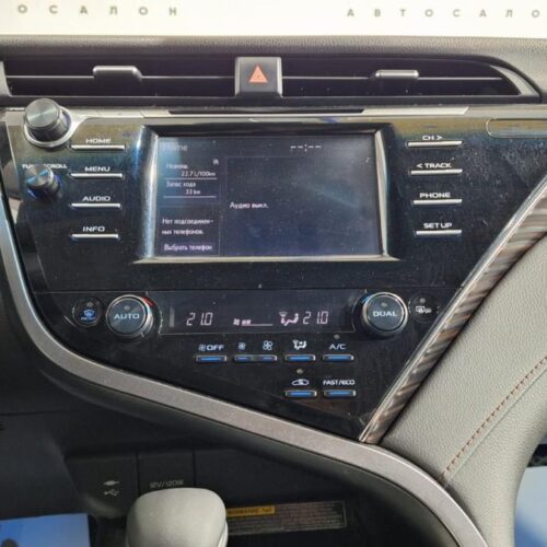 Toyota Camry  2019