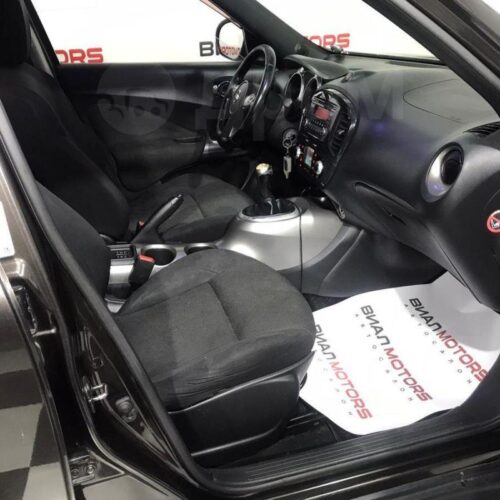 Nissan Juke 1.6 MT (117 л.с.) 2012