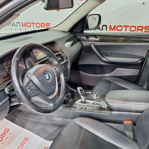 BMW X5 XDRIVE 281  2012