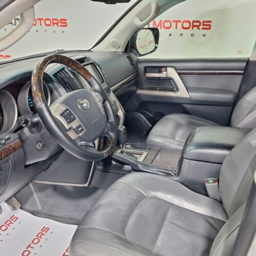 Toyota Land Cruiser 200  2007