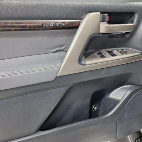 Toyota Land Cruiser 200  2007