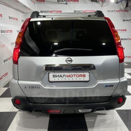 Nissan X-Trail 2.5 CVT (169 л.с.) 4WD 2010