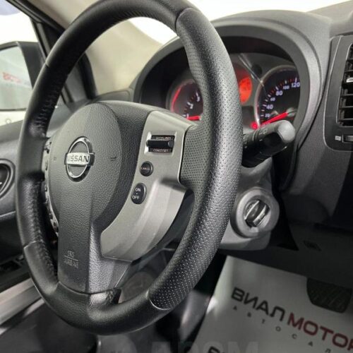 Nissan X-Trail 2.5 CVT (169 л.с.) 4WD 2010