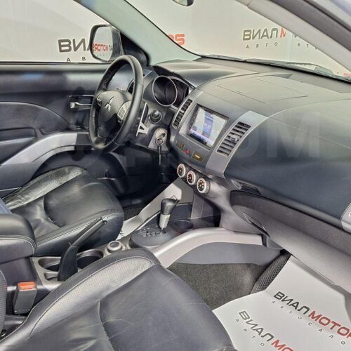 Mitsubishi Outlander  2007