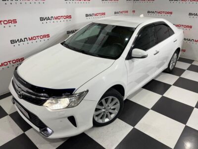 Toyota Camry 3.5 AT (249 л.с.) 2013