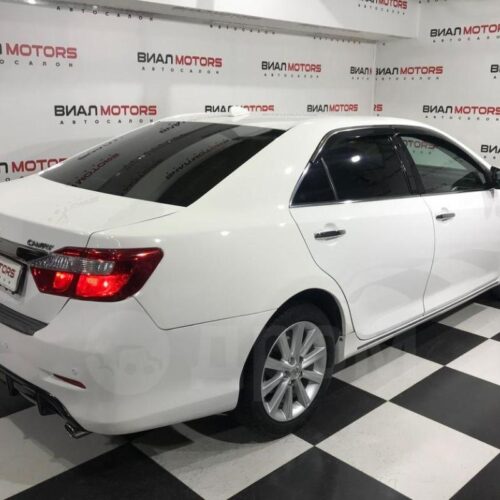 Toyota Camry 3.5 AT (249 л.с.) 2013