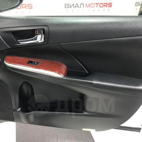 Toyota Camry 3.5 AT (249 л.с.) 2013