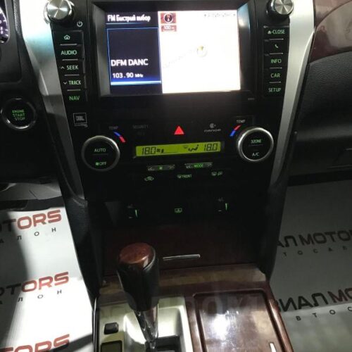 Toyota Camry 3.5 AT (249 л.с.) 2013