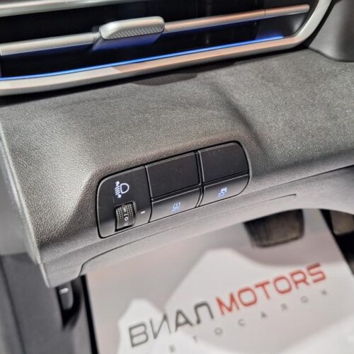 Hyundai Elantra  2023