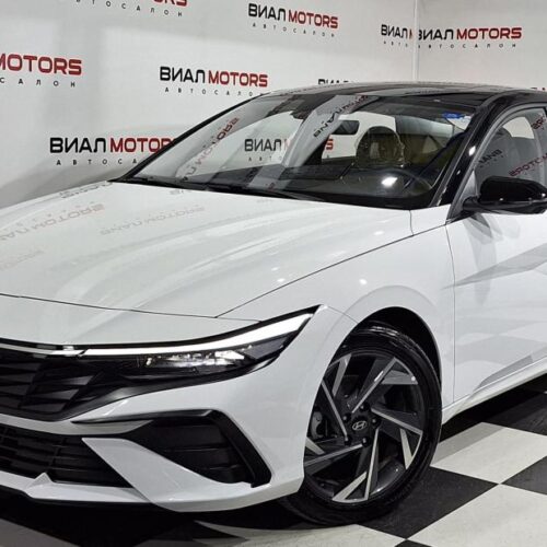 Hyundai Elantra  2023