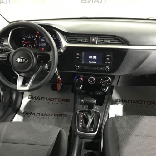 KIA Rio  2020
