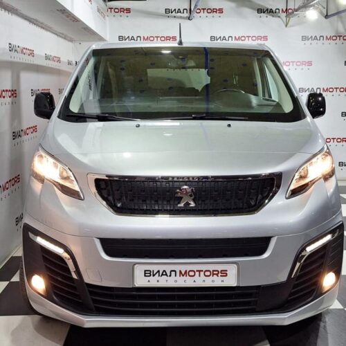 Peugeot Traveller  2021