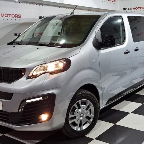 Peugeot Traveller  2021