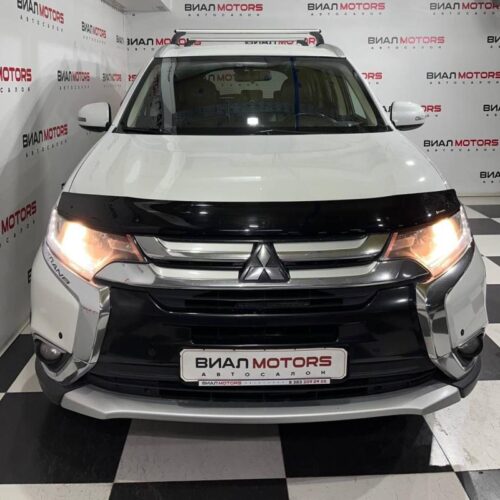 Mitsubishi Outlander  2015