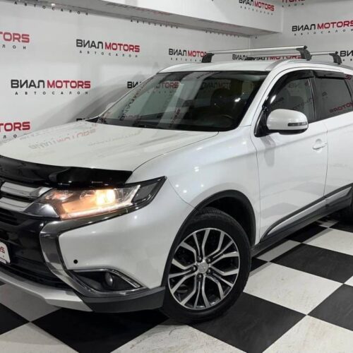 Mitsubishi Outlander  2015