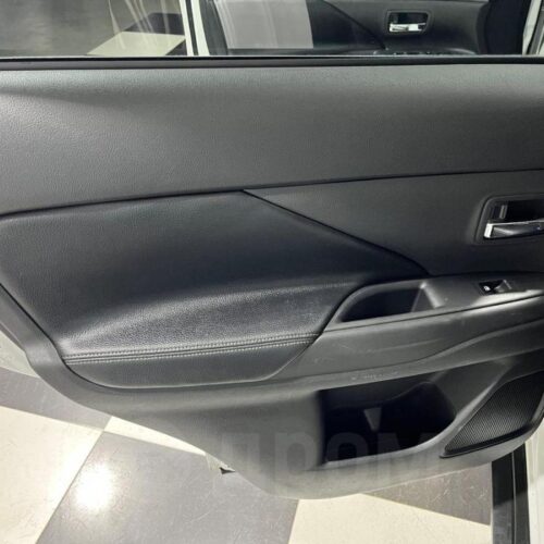 Mitsubishi Outlander  2015