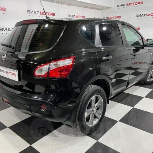 Nissan Qashqai  2013