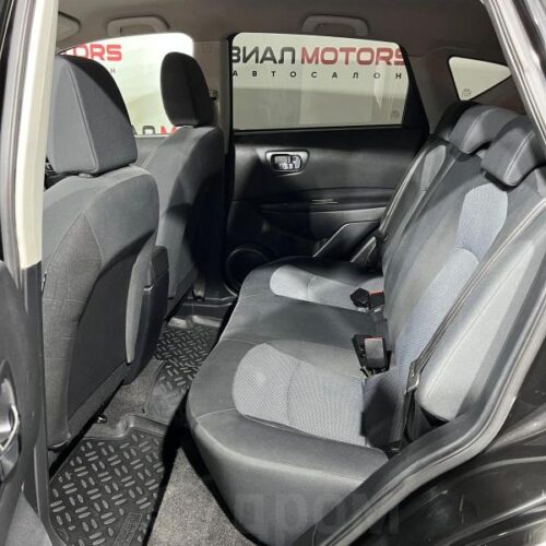 Nissan Qashqai  2013