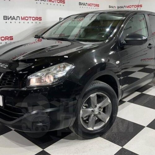 Nissan Qashqai  2013