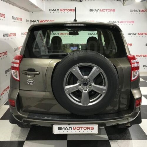 Toyota RAV4  2012