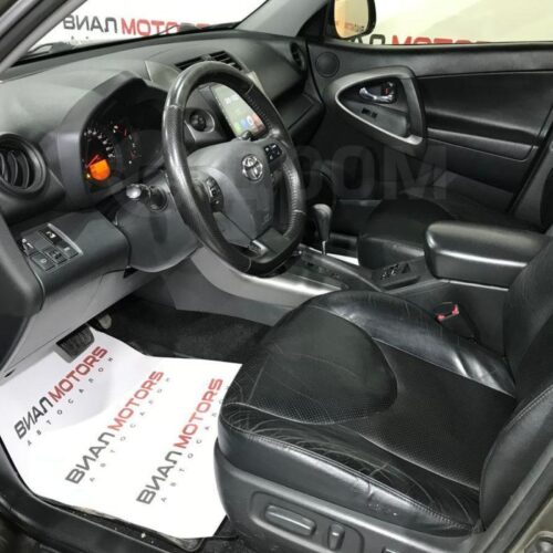 Toyota RAV4  2012