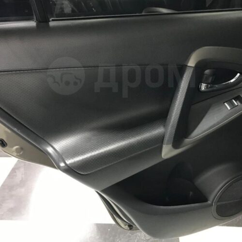 Toyota RAV4  2012