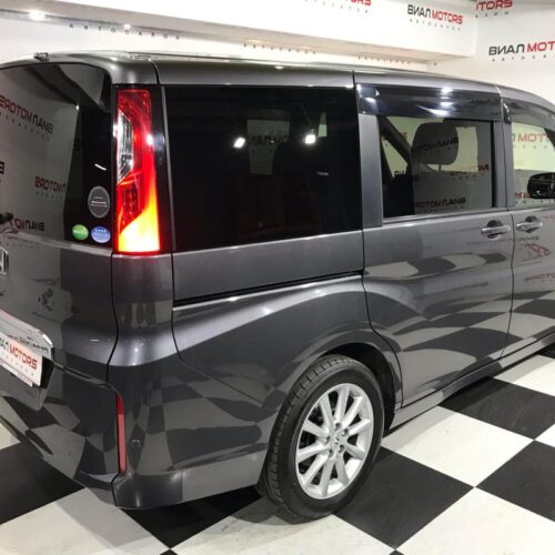 Honda Stepwgn  2017
