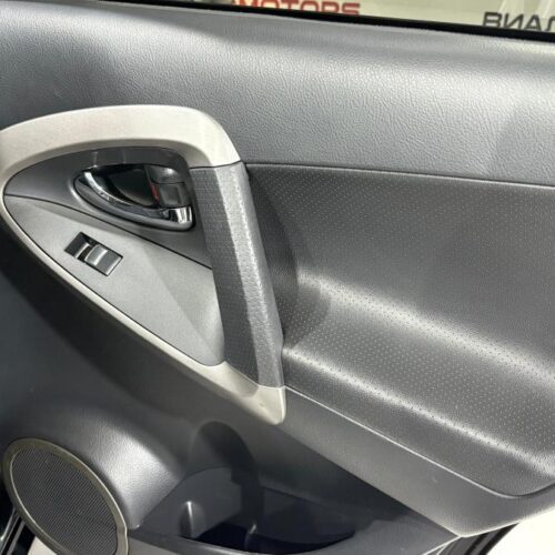 Toyota RAV4  2007