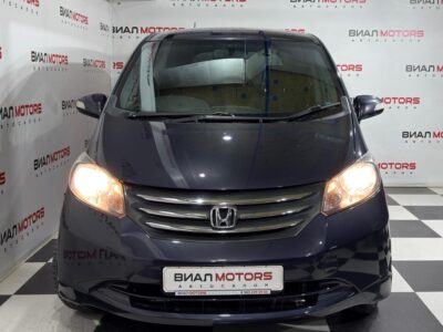 Honda Freed Spike  2014