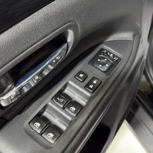 Mitsubishi Outlander  2018
