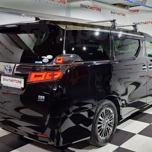 Toyota Vellfire  2018