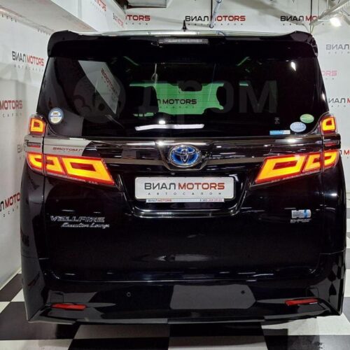 Toyota Vellfire  2018